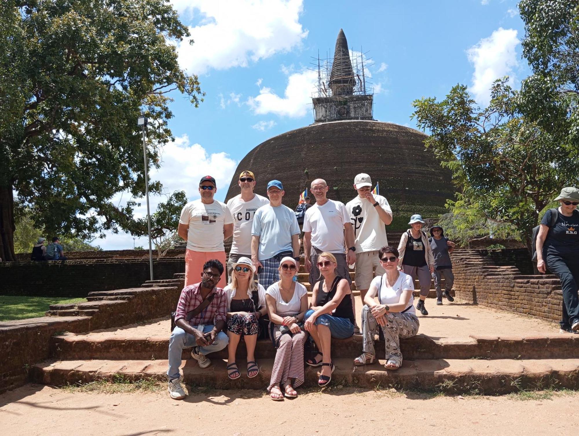 Windy Villa Polonnaruwa Bagian luar foto